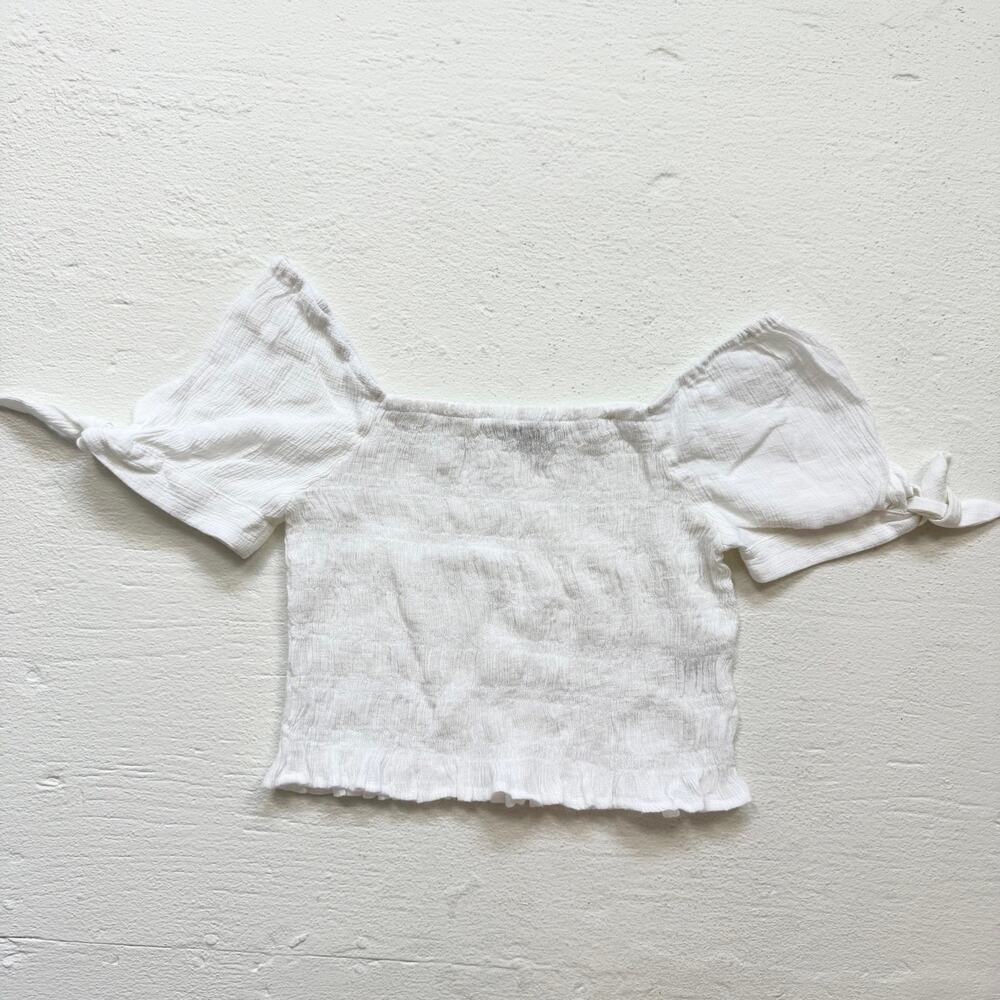 Love Tree White Smocked Puff Sleeve Crop Top, Size Large